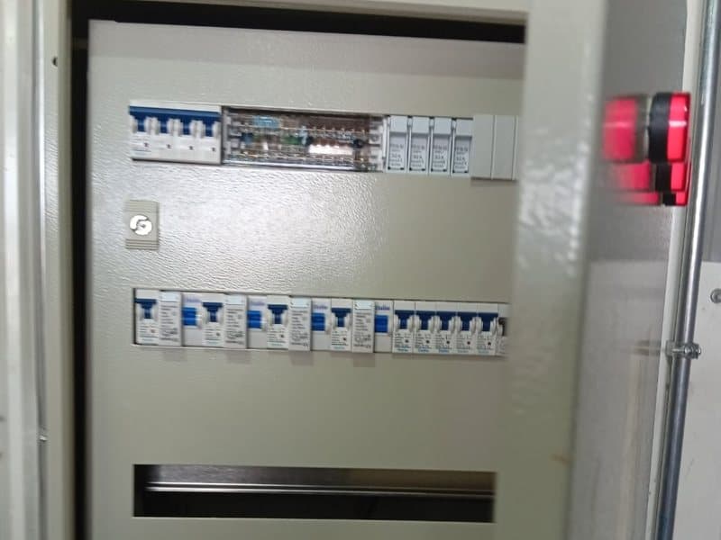 Tablero de distribución eléctrica armado por CLIMATEC